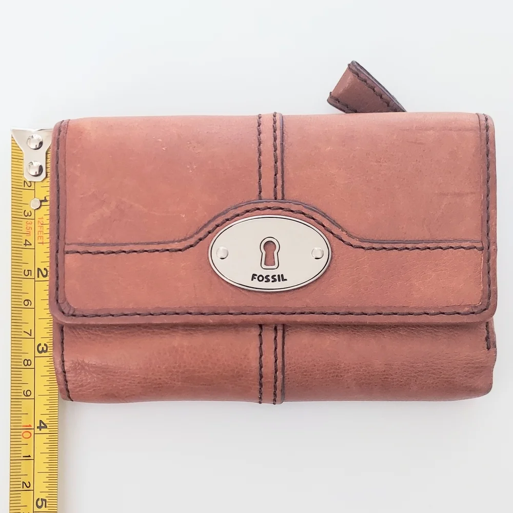 FOSSIL Maddox Keyhole Tri-Fold Brown Leather Wallet Trifold